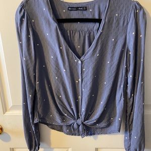 Abercrombie knot front top